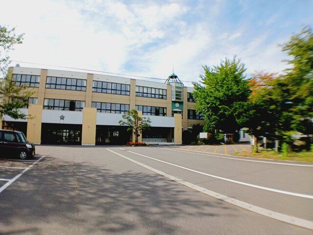 小学校　北斗市立大野小学校（小学校）まで850m