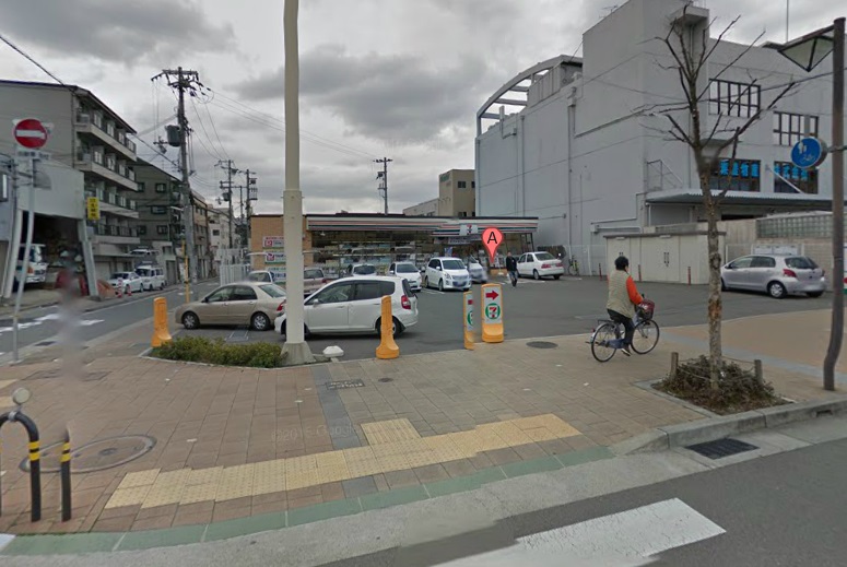 コンビニ　セブンイレブン 神戸細田町4丁目店（コンビニ）まで242m