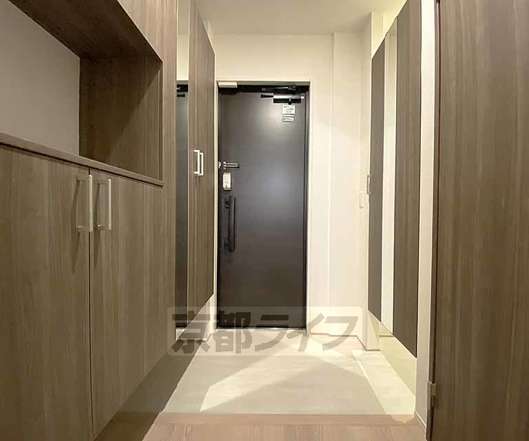 D-ROOM Sagarimatsuの玄関写真