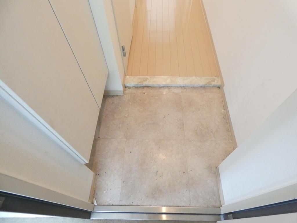 玄関　玄関※別部屋参考写真