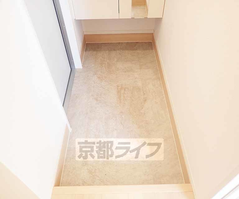 玄関　広めの玄関です。