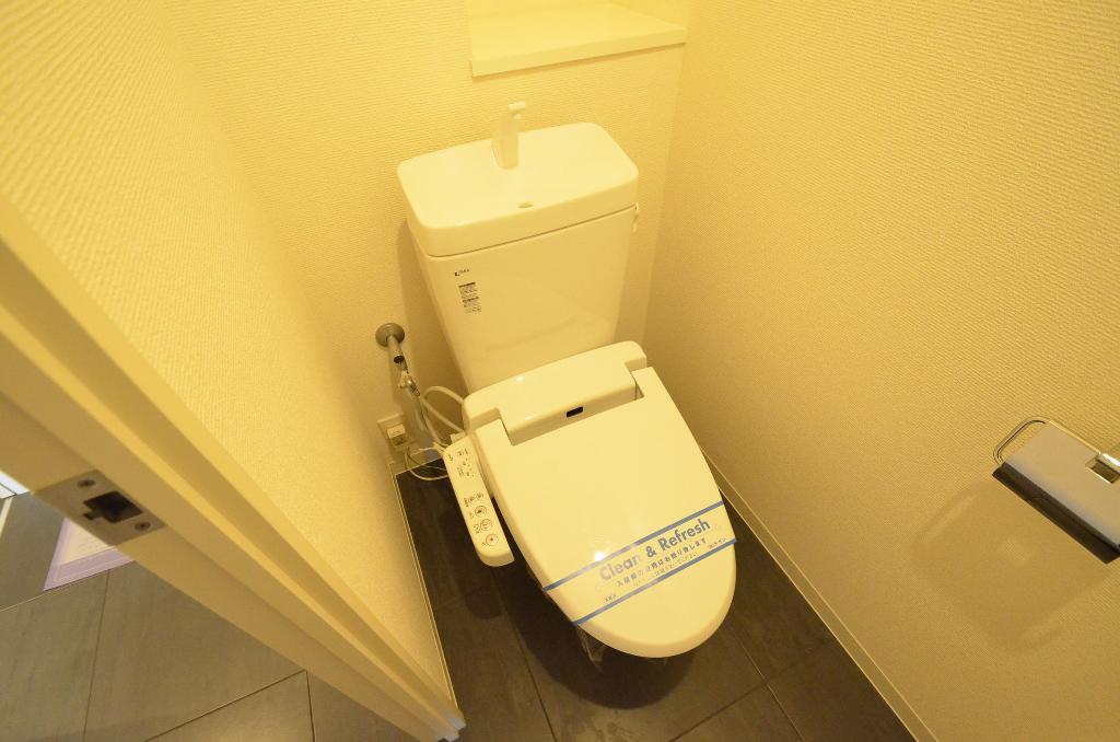 トイレ　シャワー付トイレ