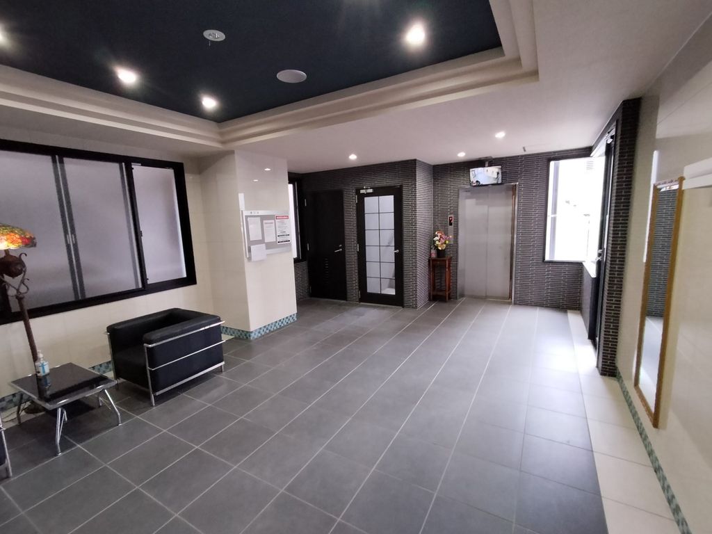 ロビー　エントランス