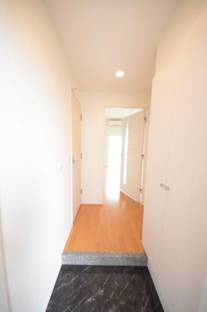 玄関　★お部屋探しは株式会社タウンハウジング東京まで★