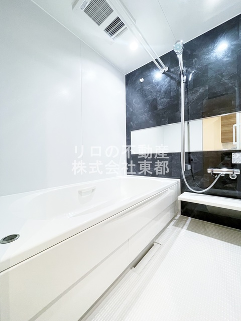 バス・シャワールーム　花粉・梅雨の時期にオススメの浴室乾燥機付きバスルームです♪