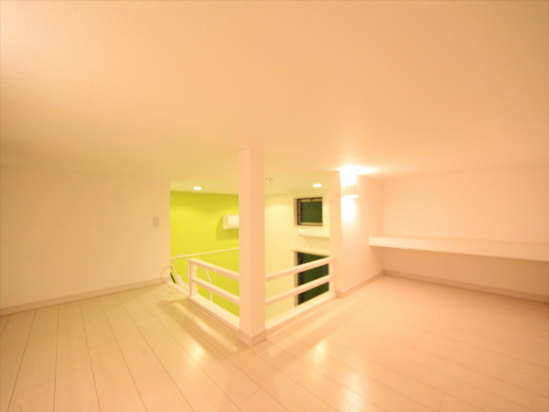 その他部屋・スペース　ロフト5.6帖（収納としてもお部屋としても使えます）