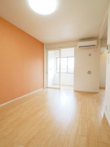 居室・リビング　おしゃれな居間です