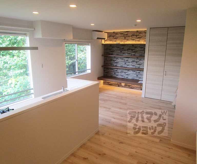 居室・リビング　２０２号室の写真です。