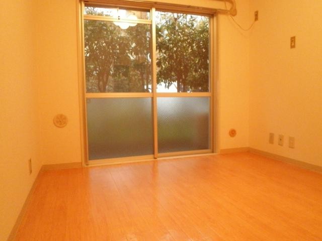 居室・リビング　同仕様参考