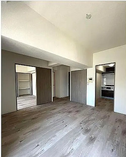 居室・リビング　別部屋参考写真です