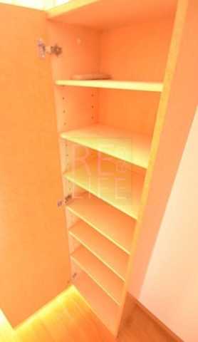 収納　プレール御茶ノ水弐番館