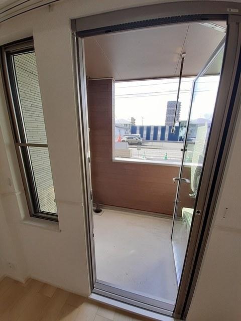 居室・リビング　ベランダ