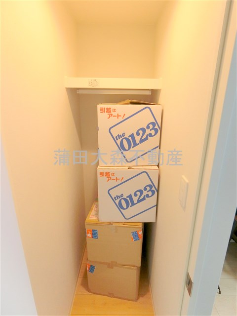 収納　収納　ウォークインクローゼット