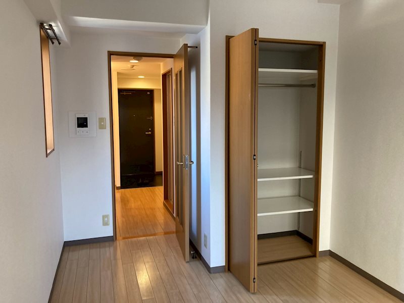 居室・リビング　705号室(2025.3.26)