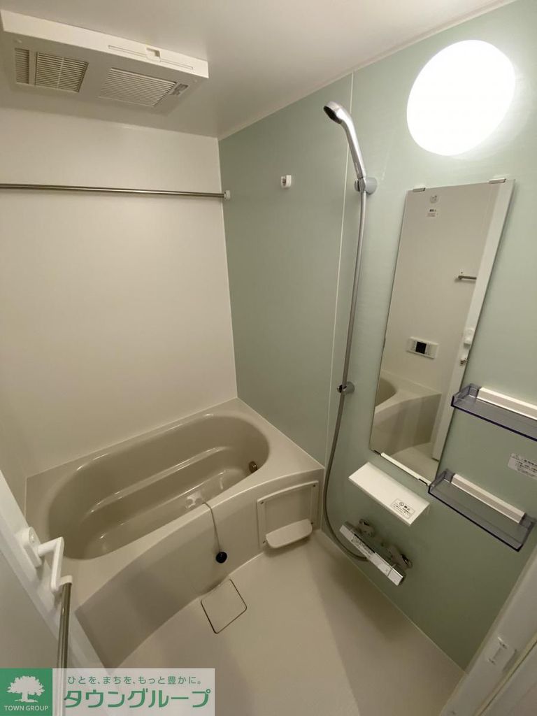 バス・シャワールーム　バス