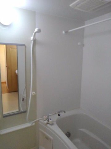 バス・シャワールーム　お風呂です