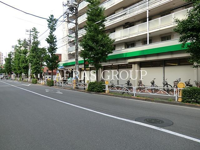 スーパー　サミットストア深沢不動前店（スーパー）まで715m