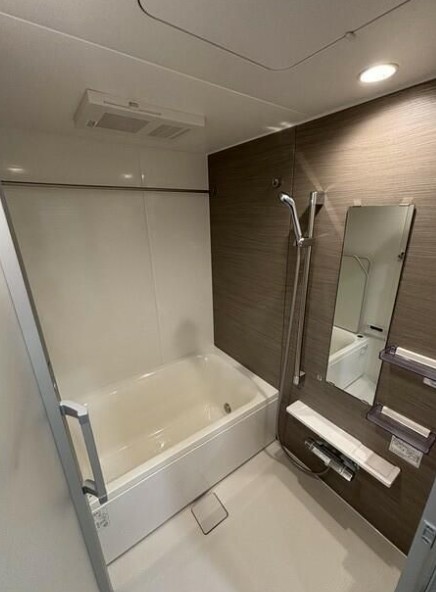 バス・シャワールーム　※別部屋参考写真