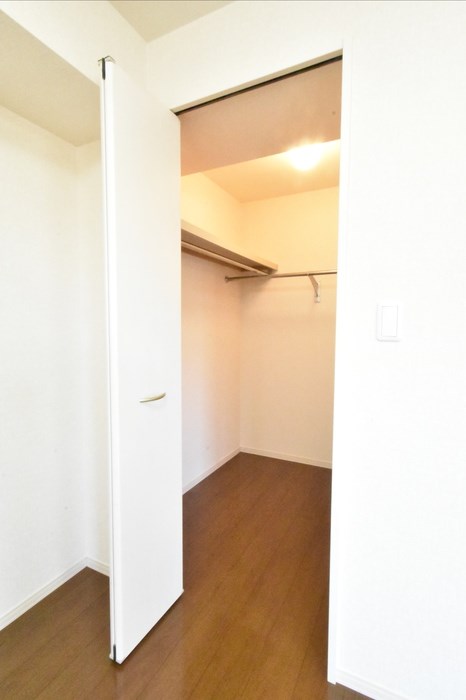 収納　※別室参考写真※ ゆったりウォークインクローゼット