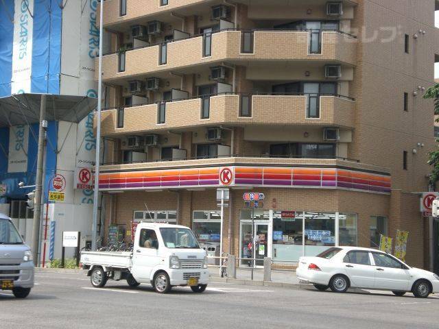コンビニ　サークルK　金山南店（コンビニ）まで15m