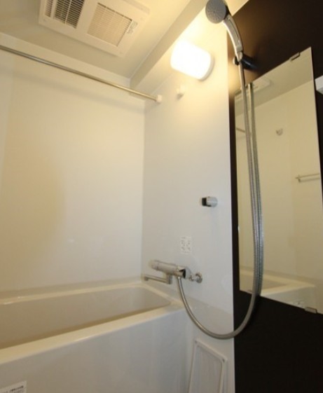 バス・シャワールーム　風呂
