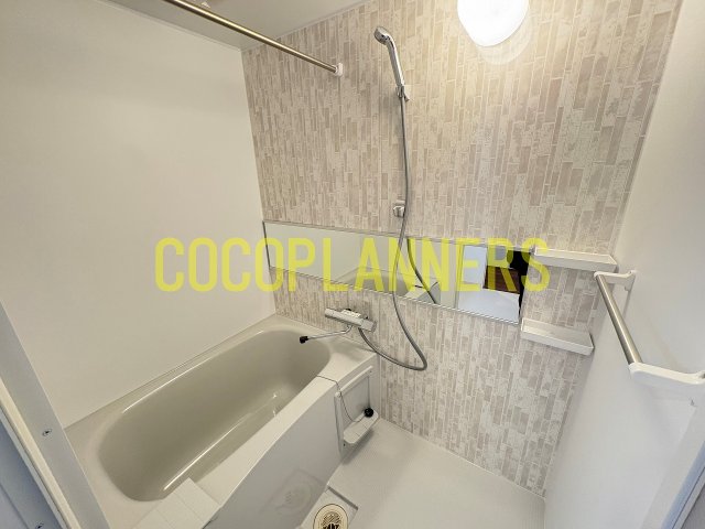 バス・シャワールーム　※完成前のため別物件のイメージ写真です。現況優先となります。