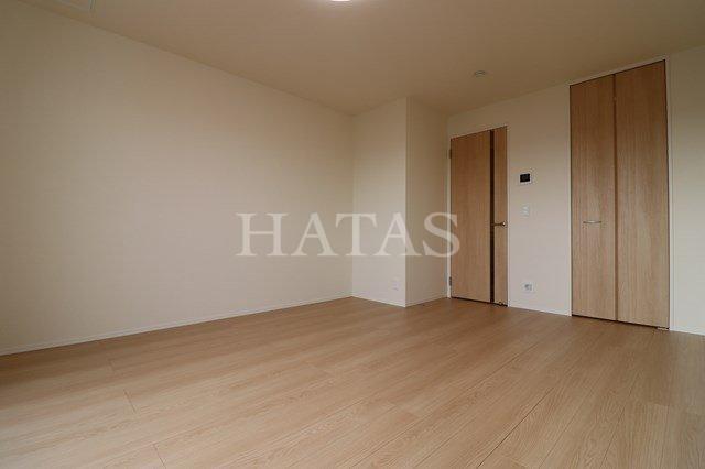 居室・リビング　同物件別部屋です。