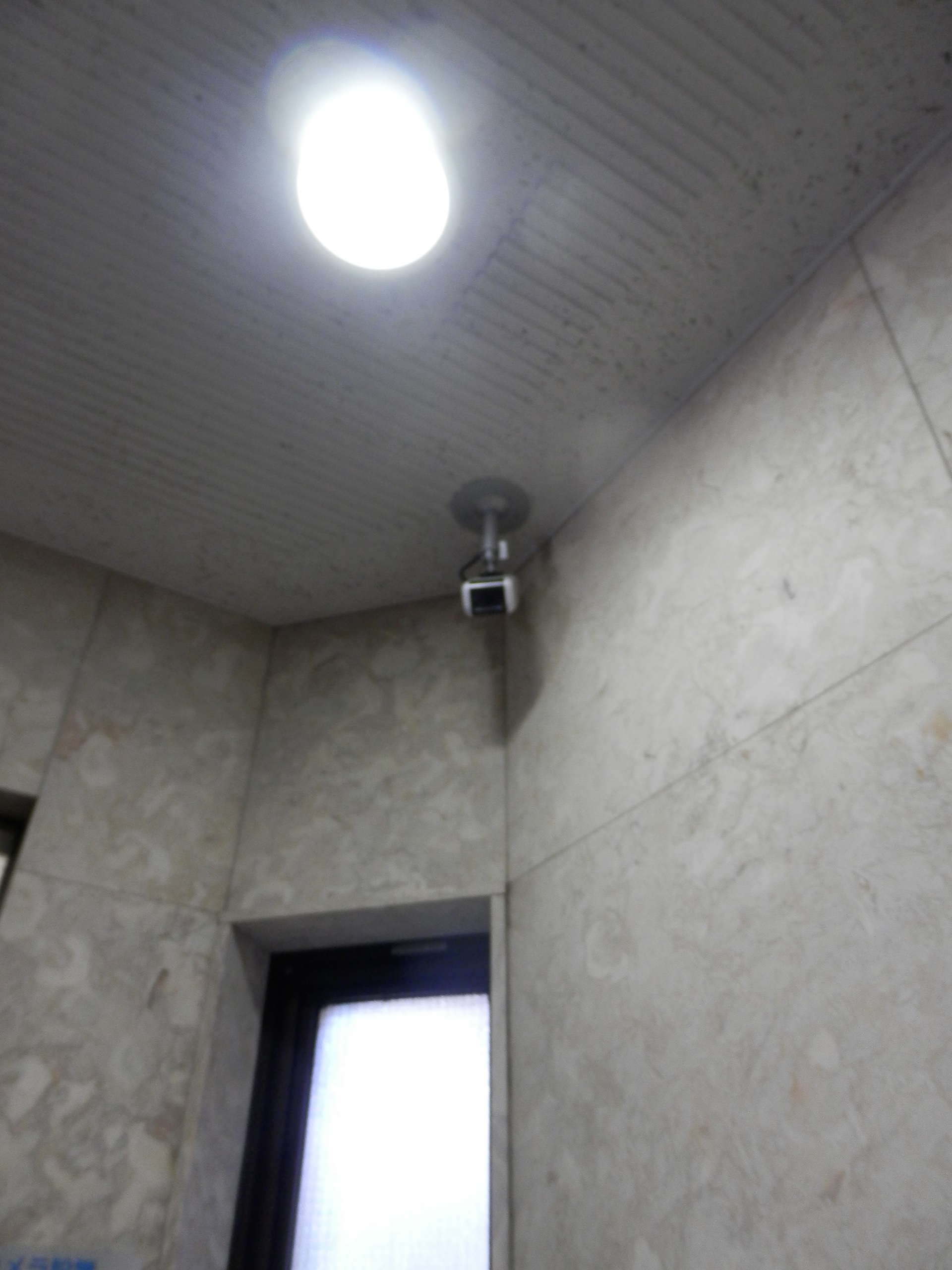 セキュリティ　防犯カメラ