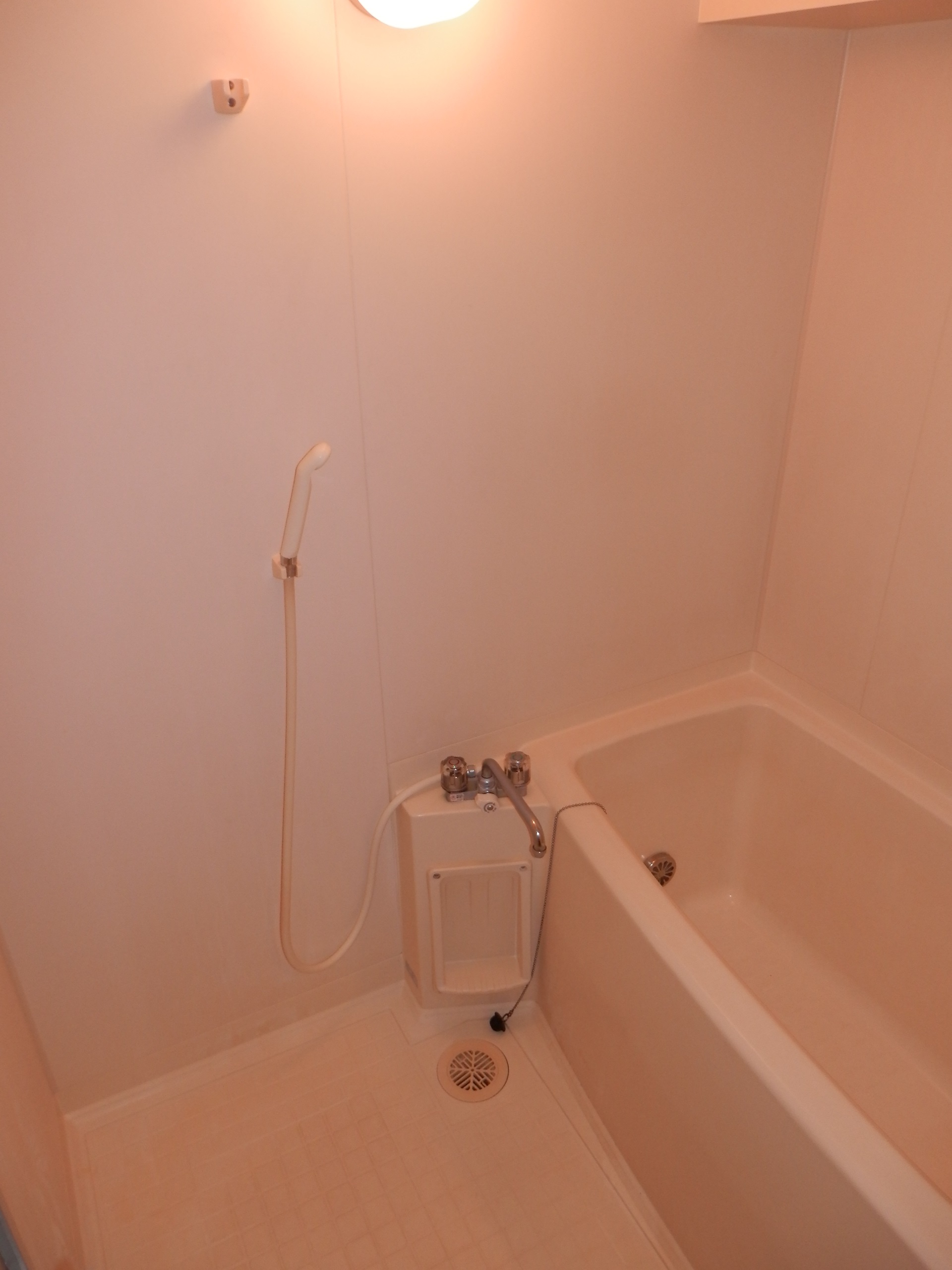 バス・シャワールーム　追炊き付き