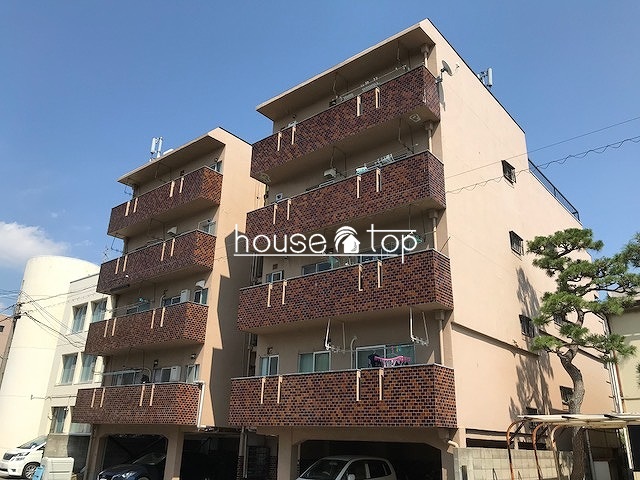 建物外観　室内全面リノベーション！オシャレなデザイナーズ仕様♪