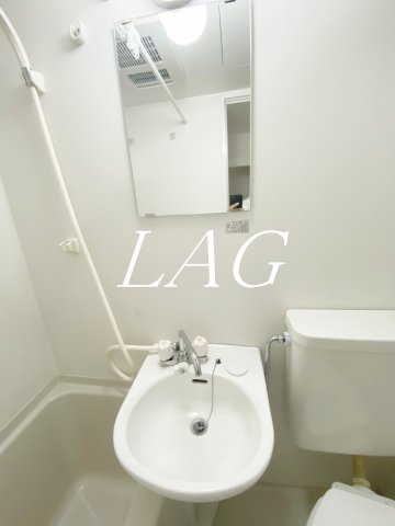 洗面設備　洗面台です。