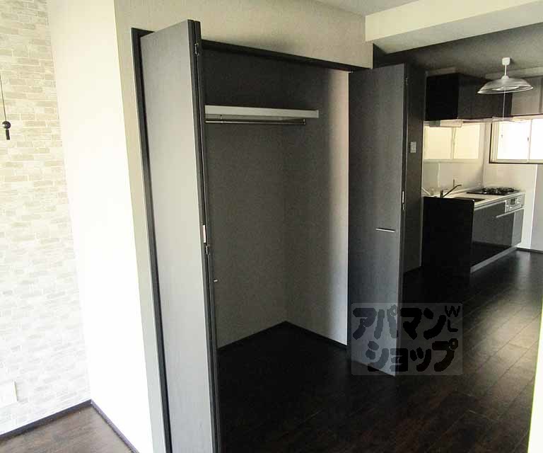 収納　２０３号室の写真です。