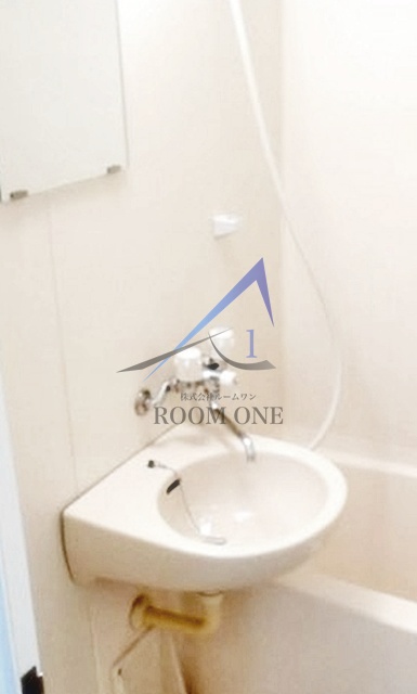 洗面設備　洗面台です。