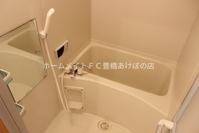 バス・シャワールーム　同型別部屋写真