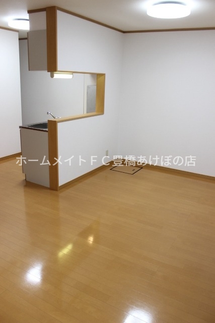 居室・リビング　同型別部屋写真