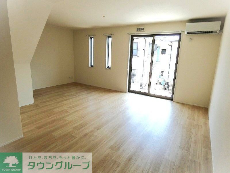 居室・リビング　★お部屋探しは株式会社タウンハウジング東京まで★