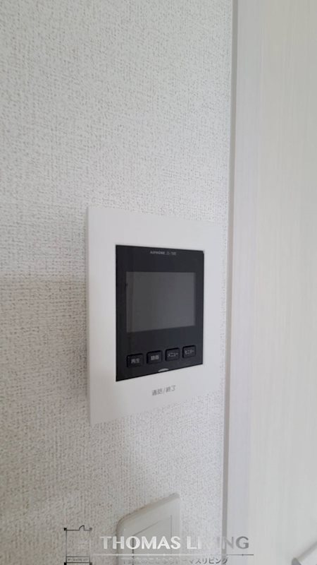 セキュリティ　来客者の確認出来るモニタ付きインターホンです。