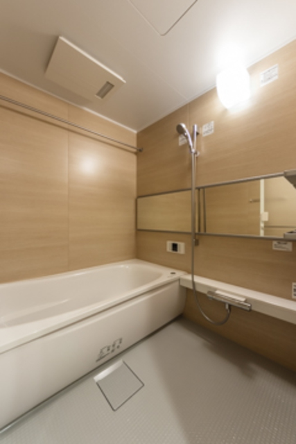 バス・シャワールーム　※写真は同タイプ住戸です。