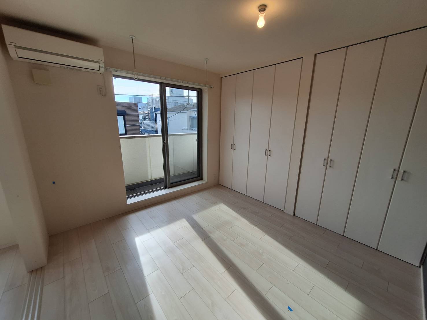 その他部屋・スペース　★明るいフローリングの角部屋です★