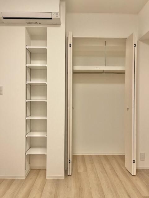収納　写真は同タイプ住居です