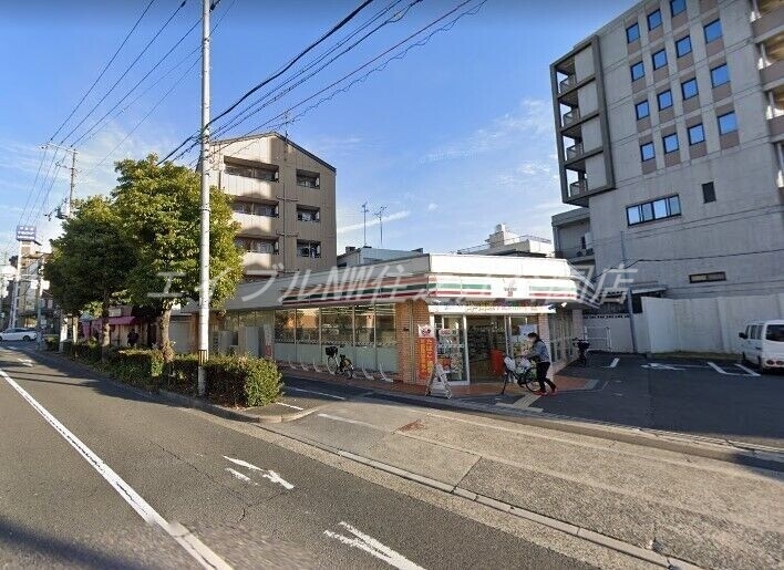 コンビニ　セブンイレブン大阪岸里東1丁目店（コンビニ）まで157m