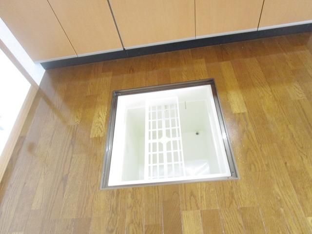 収納　★床下収納★