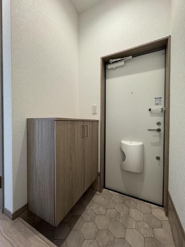 玄関　収納もある玄関です