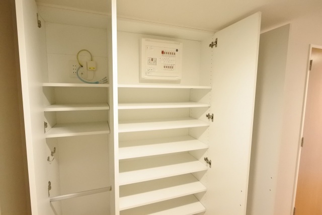 収納　写真は別のお部屋のものでございます