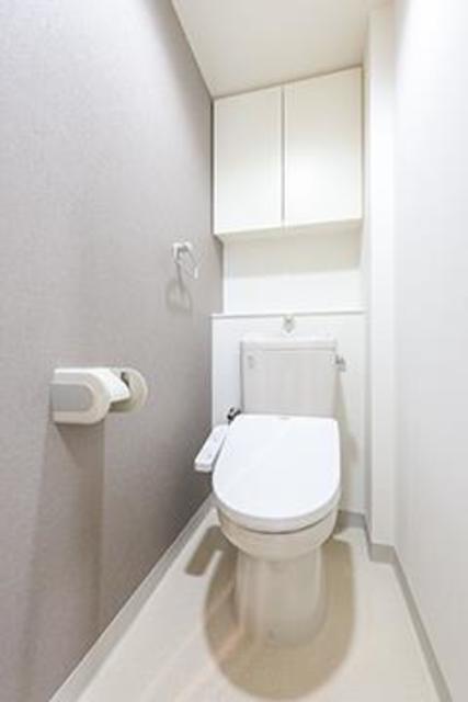 トイレ　※写真は同タイプ住戸です。