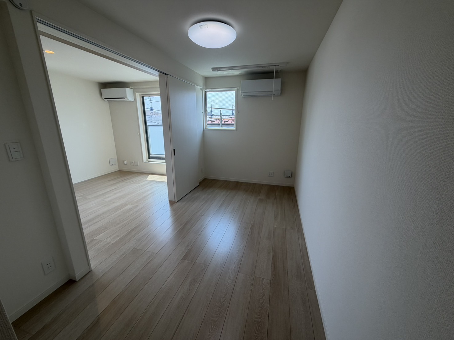 その他部屋・スペース　洋室5.6帖