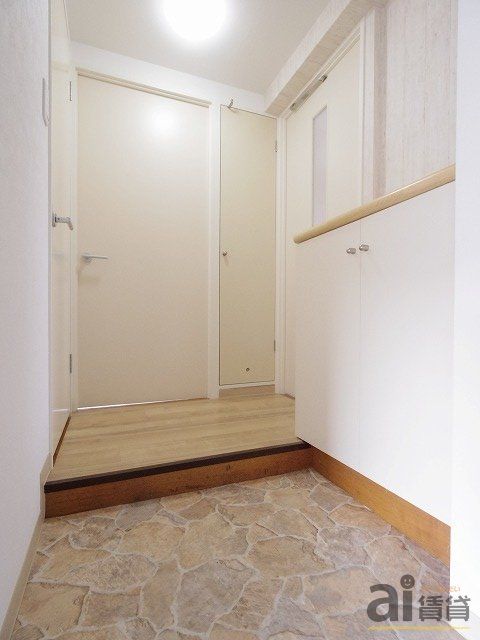 玄関　※写真同仕様※