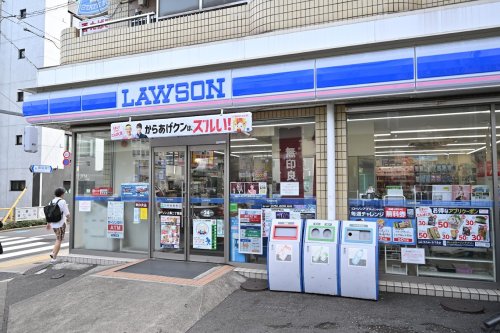コンビニ　ローソン 上馬二丁目店（コンビニ）まで295m