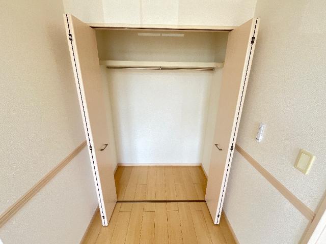 収納　南洋室クローゼット