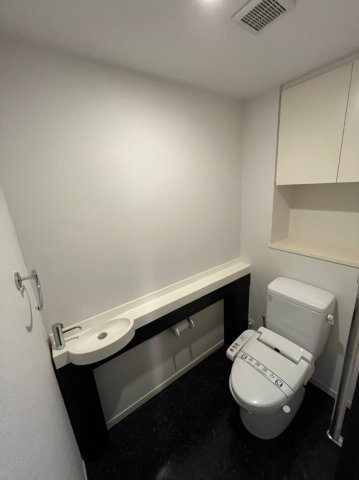 アルス武蔵小杉のトイレ写真